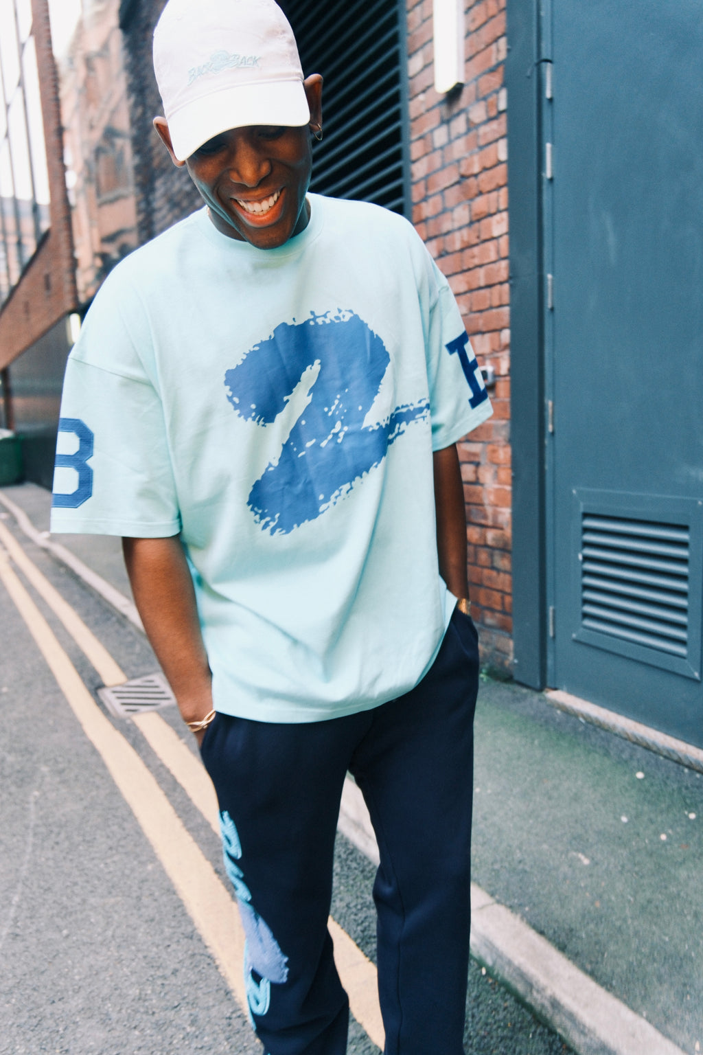 TEE003 "CRUZ" - Oversized T-Shirt